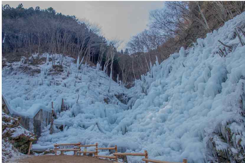 Icicles of Ashigakubo