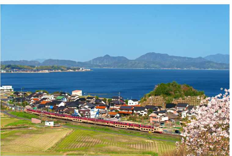 Lake Nakaumi in Yasugi City, Shimane Prefecture